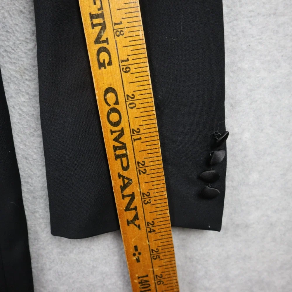 Hugo Boss Tuxedo Jacket Mens 40S Short Wool Peak Lapel Black Satin Trim Formal
